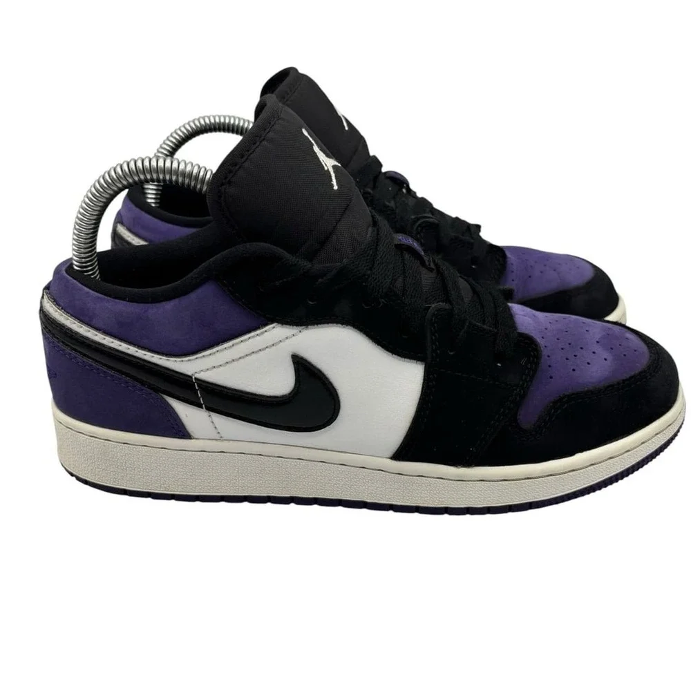 Nike Air Jordan 1 Low 'Court Purple' Sneakers (553560-125)